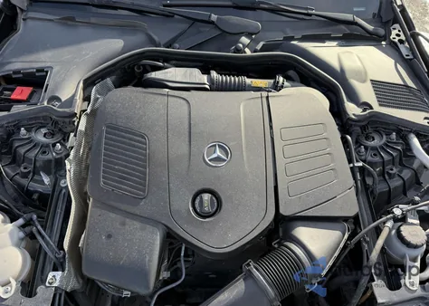 2022 Mercedes-Benz C 300 4Matic z USA, uszkodzony, nr VIN W1KAF4HB5NR056444